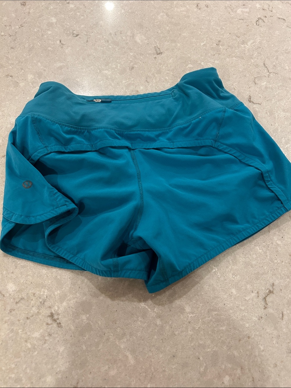 Lululemon turquoise speed up shorts